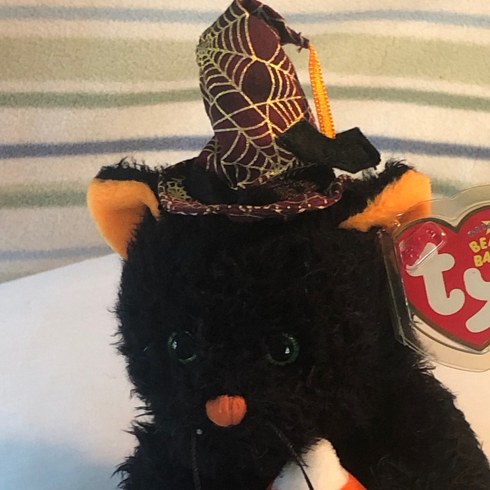 Frightful Halloween cat beanie baby w/ tag protector